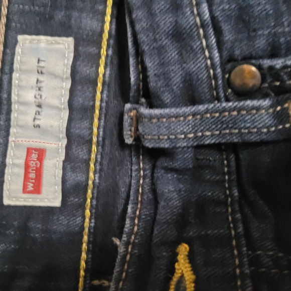 Wrangler straight fit jeans size 14/16 - Picture 2 of 7